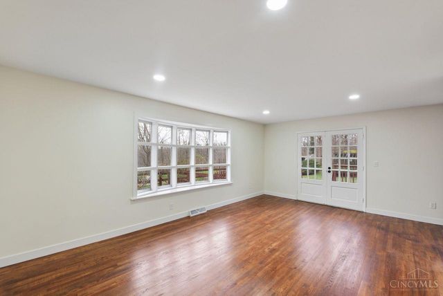 357 Meadowcrest Road, Springfield Twp., OH 45231