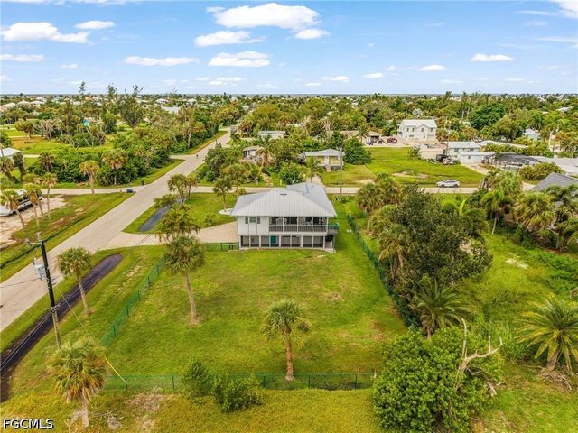 2510 Rose AVE, St James City, FL 33956