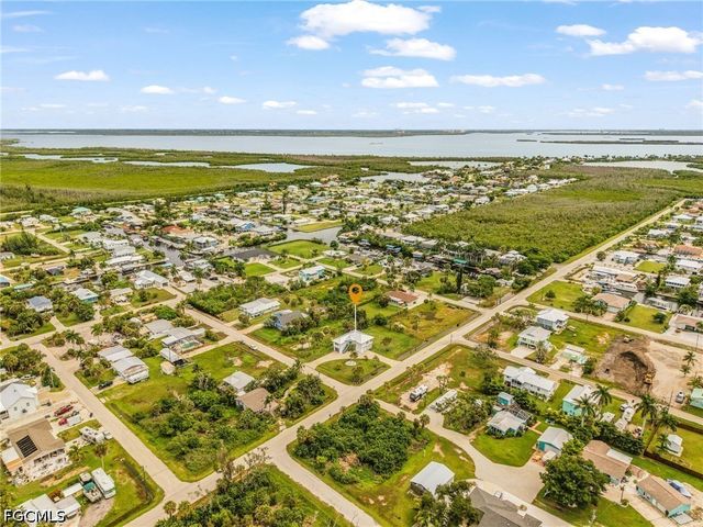 2510 Rose AVE, St James City, FL 33956