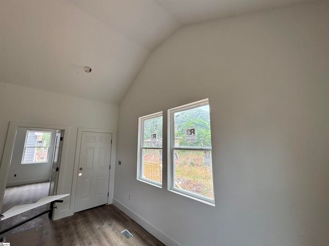 112 Hillcrest Circle, Anderson, SC 29624