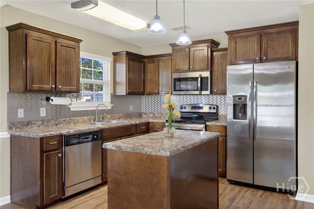 104 S Kingsley Drive, Guyton, GA 31312