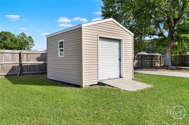 104 S Kingsley Drive, Guyton, GA 31312