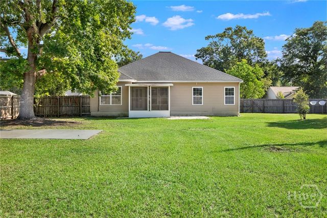 104 S Kingsley Drive, Guyton, GA 31312