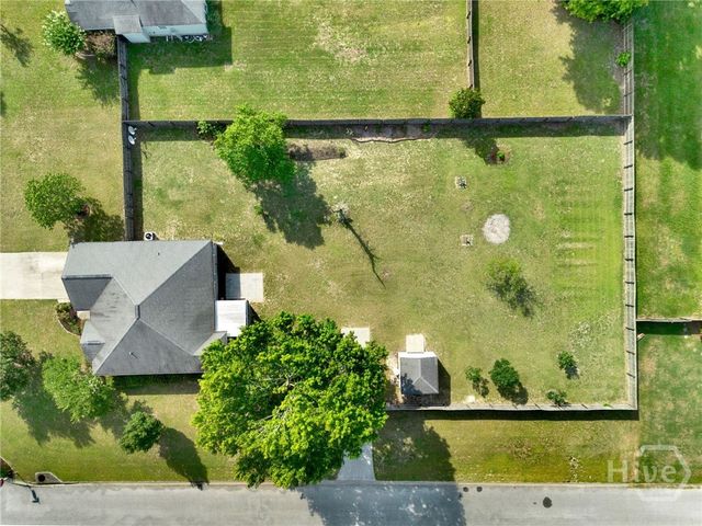104 S Kingsley Drive, Guyton, GA 31312