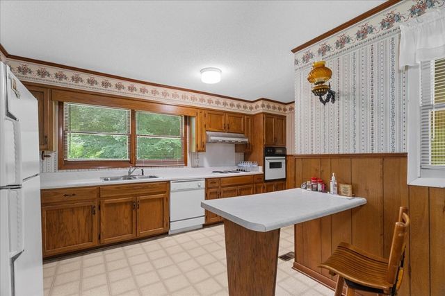 14068 N Hwy 225, Crandall, GA 30711