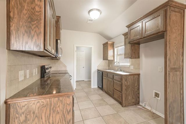 12805 SE 18th Street, Choctaw, OK 73020