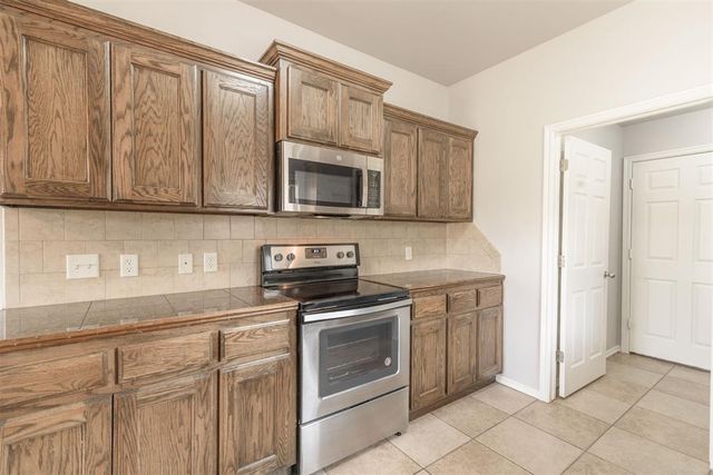 12805 SE 18th Street, Choctaw, OK 73020