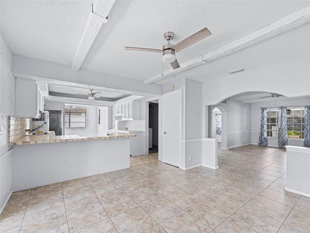 3310 NW 66th St, Fort Lauderdale, FL 33309