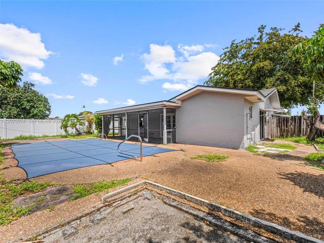 3310 NW 66th St, Fort Lauderdale, FL 33309