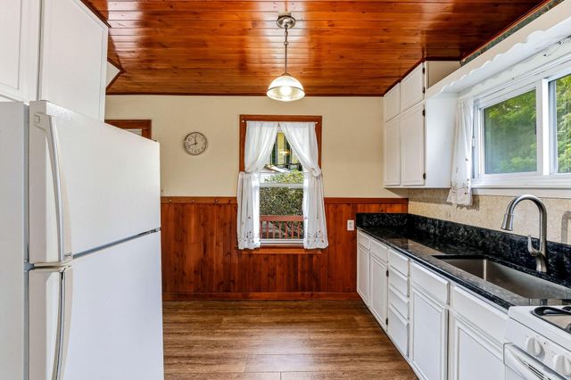 300 Van Buren Avenue, Saint Paul, MN 55103