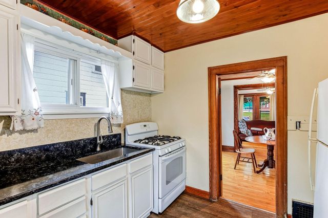 300 Van Buren Avenue, Saint Paul, MN 55103