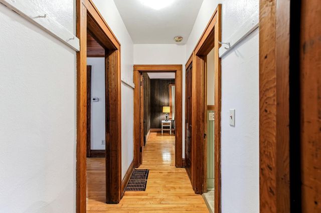300 Van Buren Avenue, Saint Paul, MN 55103