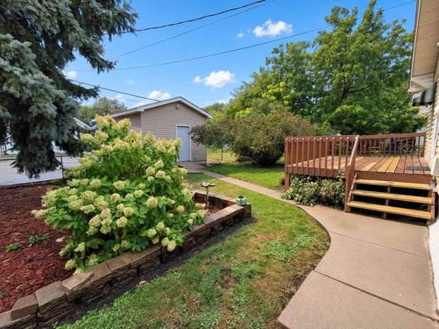 300 Van Buren Avenue, Saint Paul, MN 55103