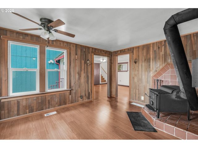 405 Ne 115TH Cir, Vancouver, WA 98685