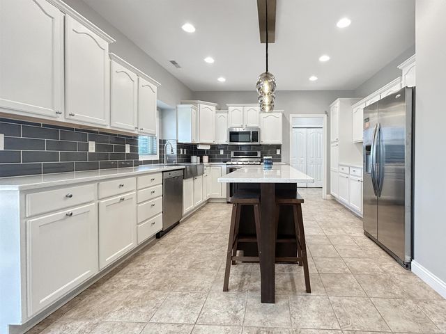 483 Sinclair Drive, West Lafayette, IN 47906