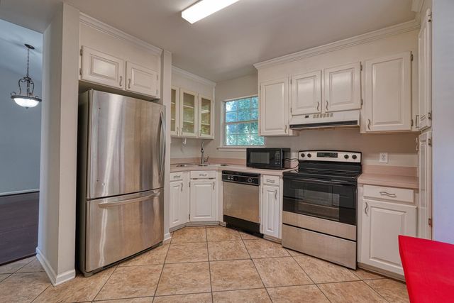 7 Donegal Court, Simpsonville, SC 29681