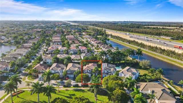 11558 NW 84th St, Doral, FL 33178