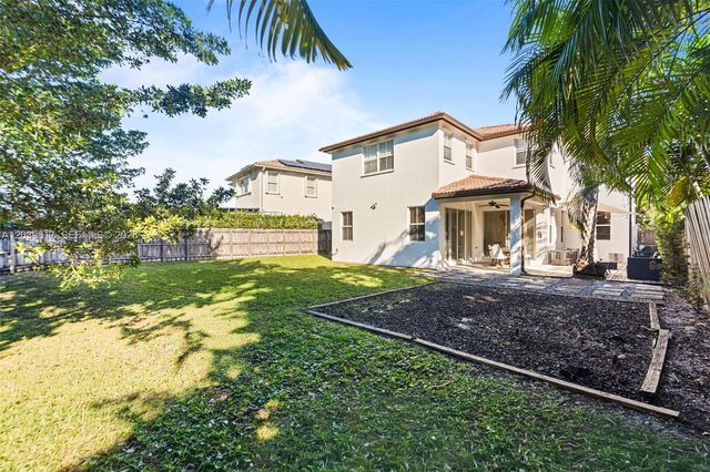 11558 NW 84th St, Doral, FL 33178
