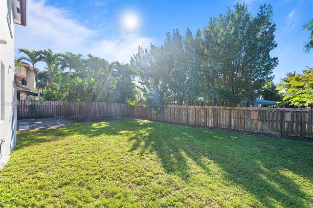 11558 NW 84th St, Doral, FL 33178