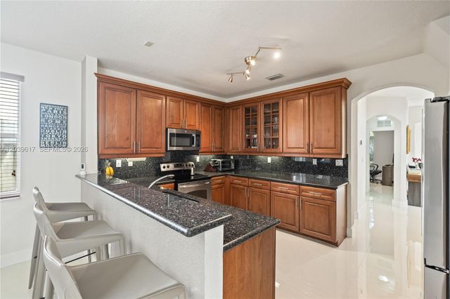 11558 NW 84th St, Doral, FL 33178