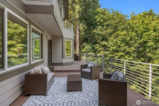 17410 102nd Avenue NE, Bothell, WA 98011