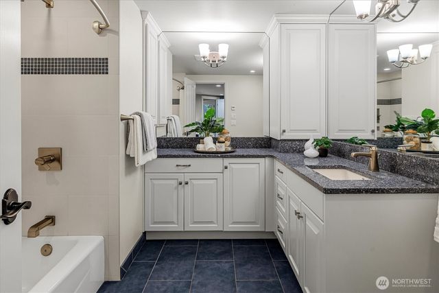 17410 102nd Avenue NE, Bothell, WA 98011