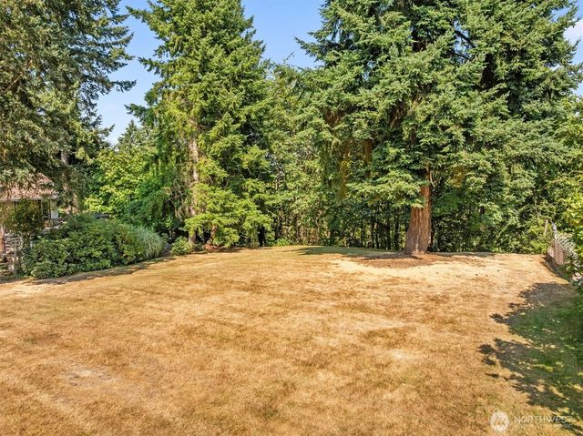 17410 102nd Avenue NE, Bothell, WA 98011