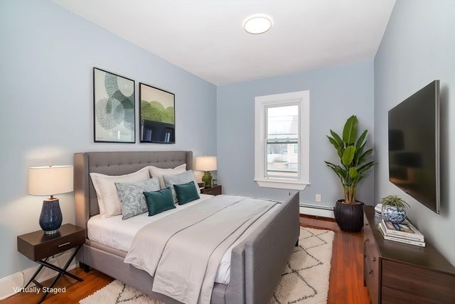 79 Gilbert St, Quincy, MA 02169