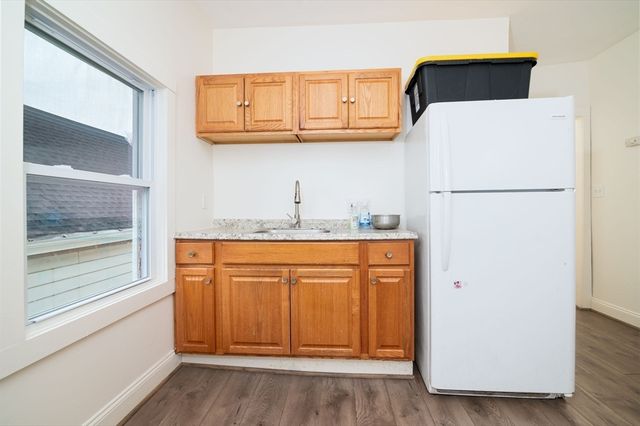 79 Gilbert St, Quincy, MA 02169