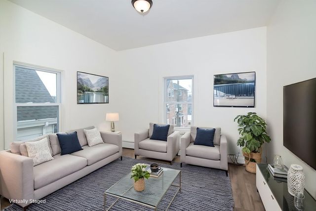 79 Gilbert St, Quincy, MA 02169