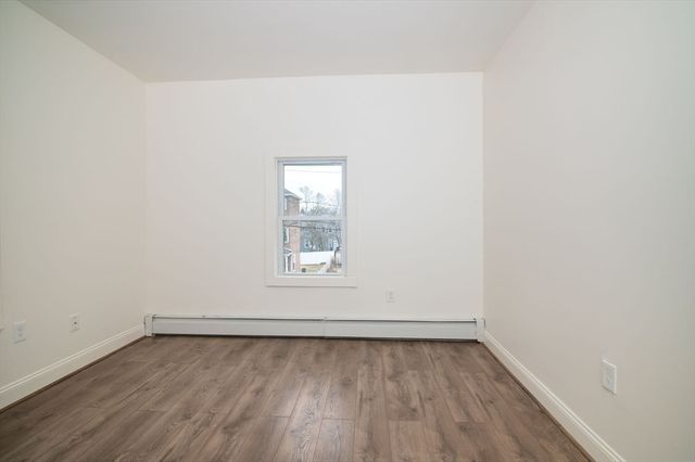 79 Gilbert St, Quincy, MA 02169