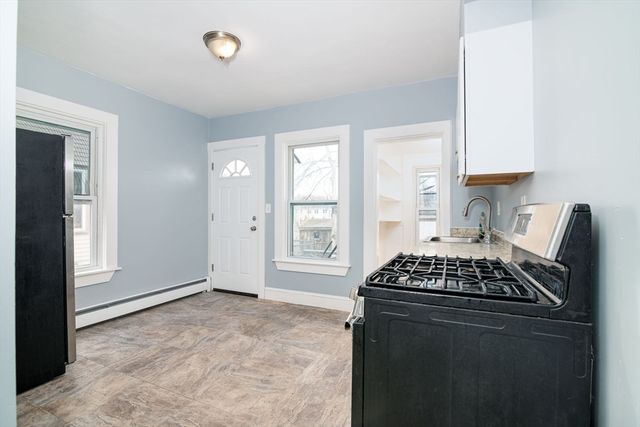 79 Gilbert St, Quincy, MA 02169