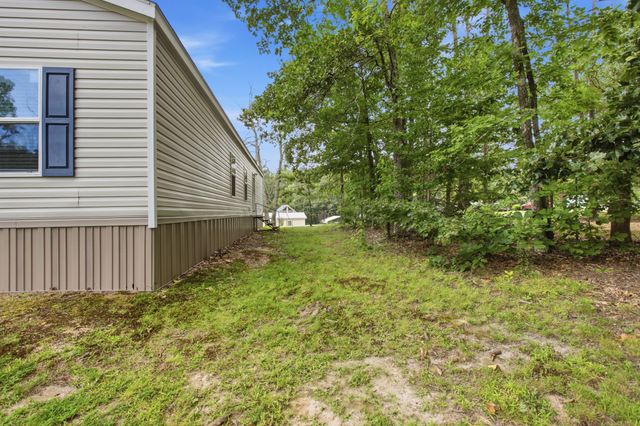 261 Joe Ave, Hohenwald, TN 38462