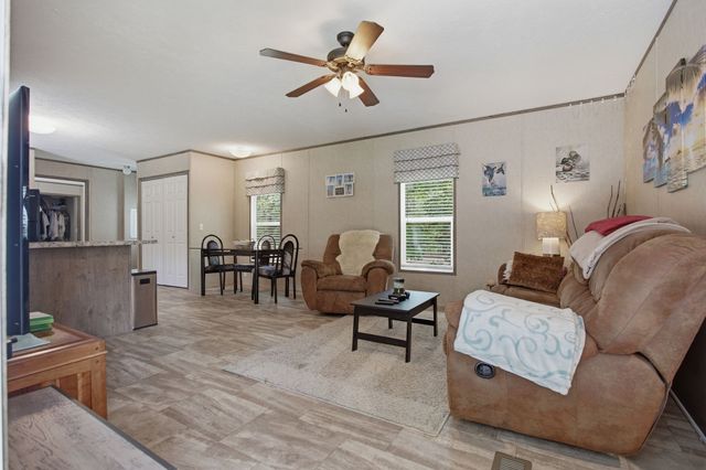 261 Joe Ave, Hohenwald, TN 38462
