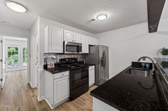 19 Crystal Oaks Court, Durham, NC 27707