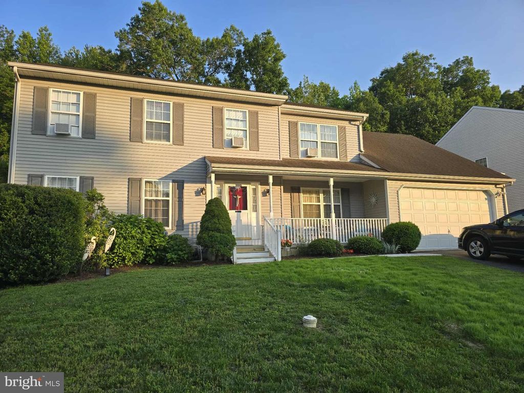 23 DEASY DR, Newark, DE 19702