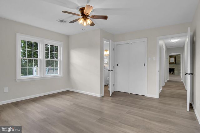 5631 LISCHEYS CHURCH RD, Spring Grove, PA 17362