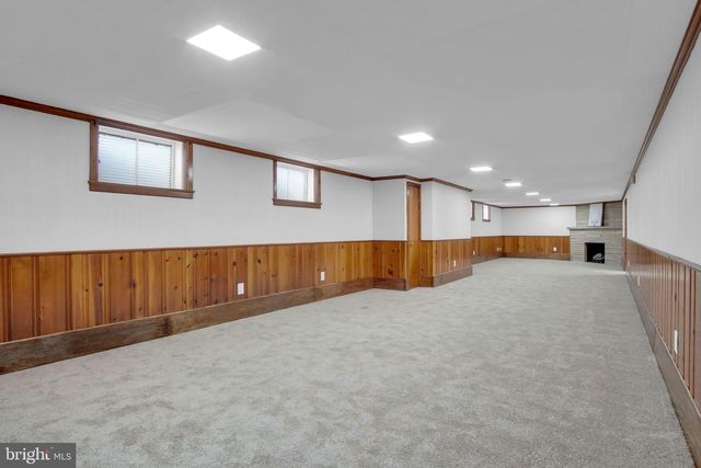 5631 LISCHEYS CHURCH RD, Spring Grove, PA 17362