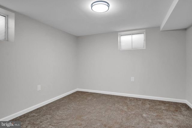 5631 LISCHEYS CHURCH RD, Spring Grove, PA 17362