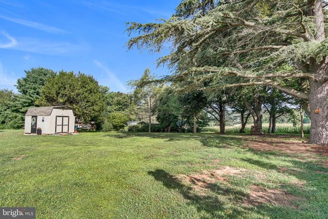 5631 LISCHEYS CHURCH RD, Spring Grove, PA 17362