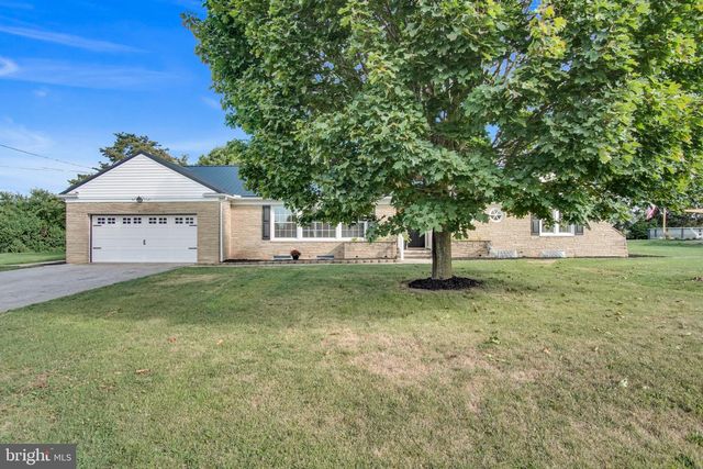 5631 LISCHEYS CHURCH RD, Spring Grove, PA 17362