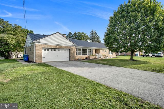 5631 LISCHEYS CHURCH RD, Spring Grove, PA 17362