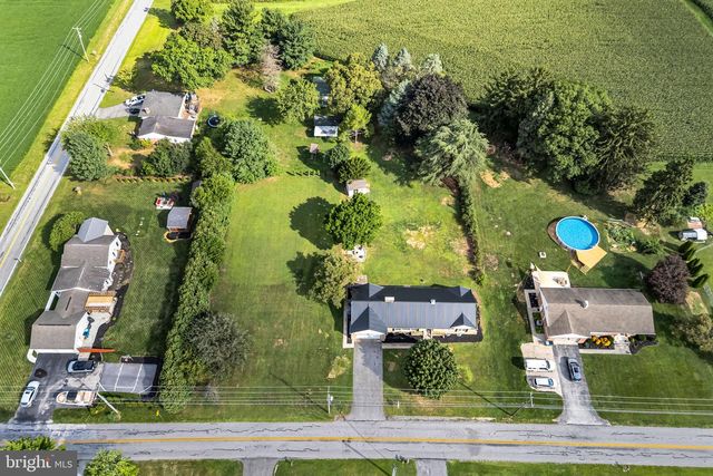 5631 LISCHEYS CHURCH RD, Spring Grove, PA 17362
