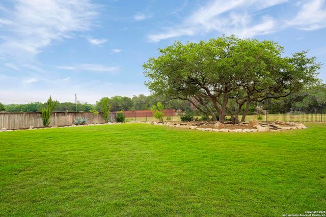 28022 George Obrien, San Antonio, TX 78260