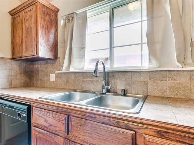 8001 Eagle Circle, Oklahoma City, OK 73135
