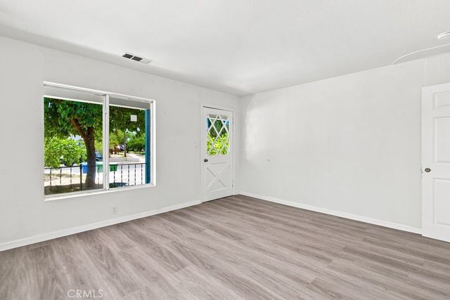 6807 N Cottage, Winton, CA 95388