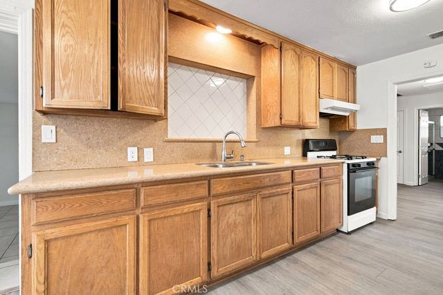 6807 N Cottage, Winton, CA 95388