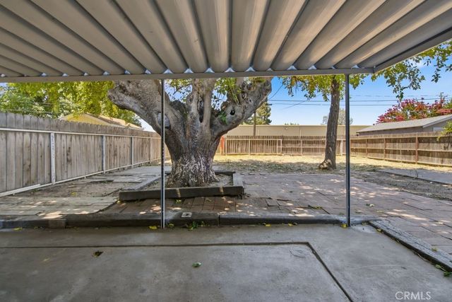 6807 N Cottage, Winton, CA 95388