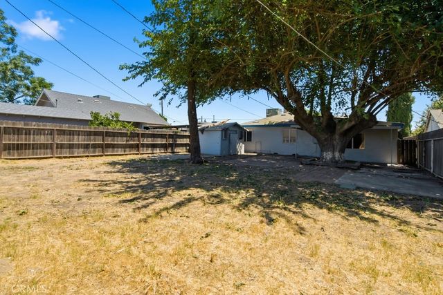 6807 N Cottage, Winton, CA 95388