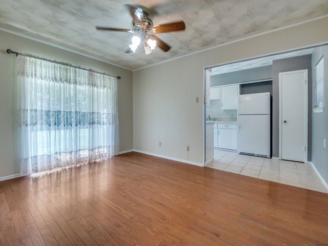 2504 W Rochelle Road, Irving, TX 75062